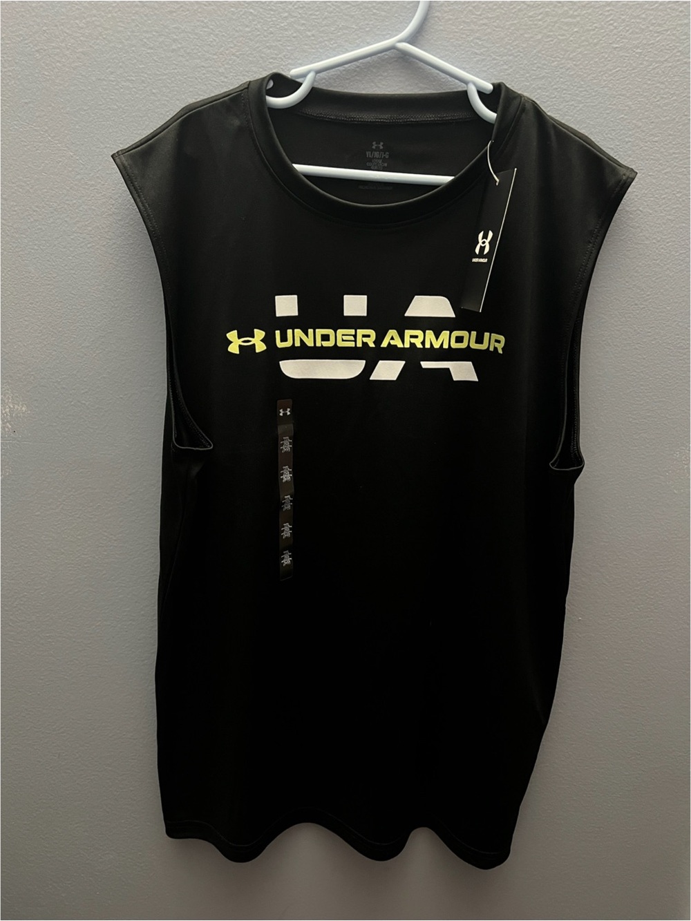 Under Armour Black Youth Sleeveless Athletic Tank